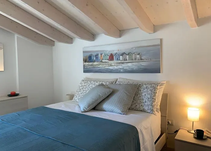 The 4 Senses Experience